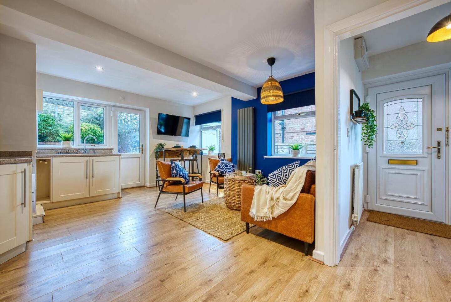 Dudley-5 Beds-Contractors-Parking-Long Stay! Екстериор снимка